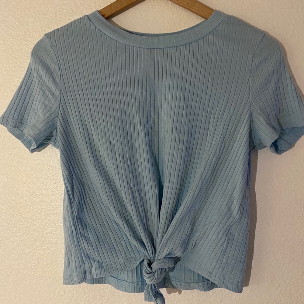 sky blue ribbed tie front top